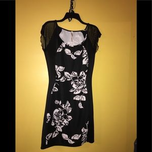 Cute black white stretch size Medium dress.